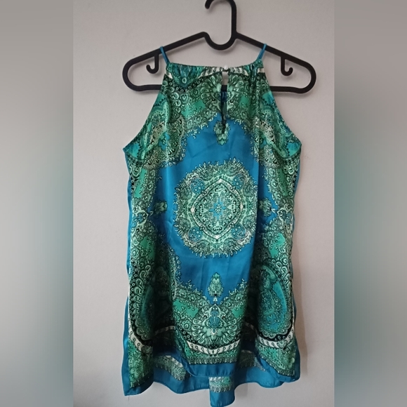 Halter silk top - Picture 3 of 3